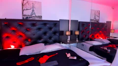 Kim Marquez online show from February 6, 2:44 am