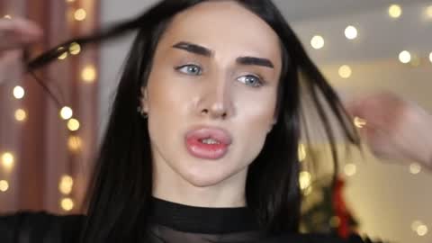 Snapshot of kim_oberlin chatting on December 28, 11:09 am Kim Oberlin online show from December 28, 11:09 am