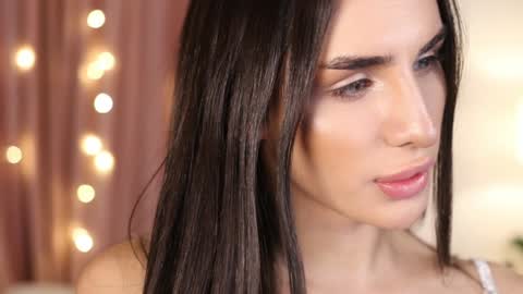 Snapshot of kim_oberlin chatting on January 3, 2:30 pm Kim Oberlin online show from January 3, 2:30 pm