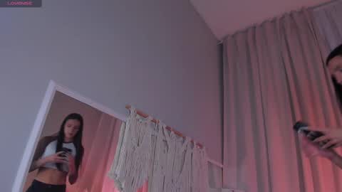 Snapshot of kim_oberlin chatting on March 4, 9:40 am Kim Oberlin online show from March 4, 9:40 am