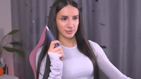 Snapshot of kim_oberlin chatting on October 25, 11:07 am Kim Oberlin online show from October 25, 11:07 am