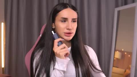 Snapshot of kim_oberlin chatting on November 4, 11:09 am Kim Oberlin online show from November 4, 11:09 am