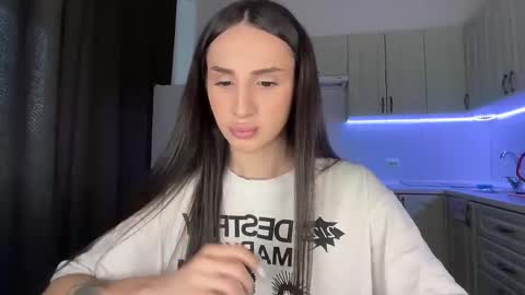 Kim Oberlin online show from March 6, 12:23 pm