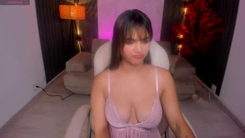 Kim online show from May 30, 7:33 pm