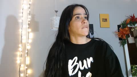 Snapshot of kimandyuk chatting on December 17, 7:59 pm Kim  Yuk online show from December 17, 7:59 pm