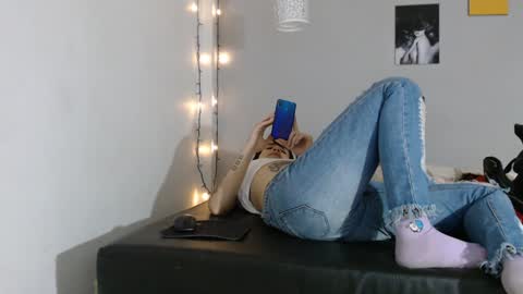 Snapshot of kimandyuk chatting on January 13, 7:21 pm Kim  Yuk online show from January 13, 7:21 pm