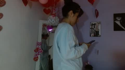 Snapshot of kimandyuk chatting on February 15, 8:33 pm Kim  Yuk online show from February 15, 8:33 pm