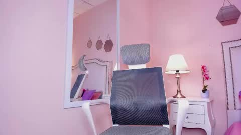 April online show from November 26, 8:21 pm