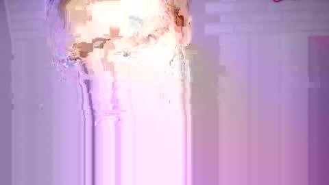 Snapshot of kimberkinks chatting on September 29, 5:40 pm Kimber Crawford online show from September 29, 5:40 pm