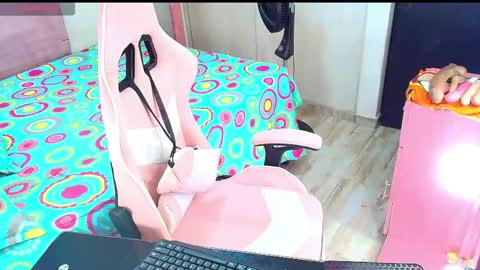 Anita. online show from April 30, 1:34 am