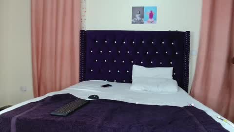 Snapshot of kimberly_blaze chatting on March 9, 3:43 am kimberly_blaze online show from March 9, 3:43 am