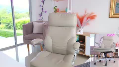 Melissa online show from July 31, 6:40 pm