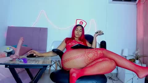 Snapshot of kimberly_lustrum chatting on June 4, 3:18 pm kimberly_lustrum online show from June 4, 3:18 pm