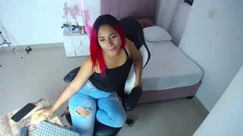 Snapshot of kimberly_lustrum chatting on July 11, 11:57 am kimberly_lustrum online show from July 11, 11:57 am