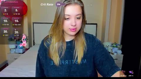 Snapshot of kimberly_mmm chatting on September 19, 4:18 pm kimberly_mmm online show from September 19, 4:18 pm