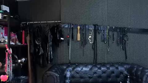  KIMBERLY SWAN  online show from October 5, 11:24 pm