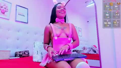 Kimberly online show from July 8, 8:02 pm