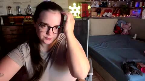 kimberlycaprice online show from May 19, 8:09 am