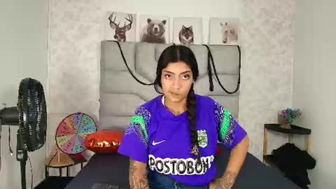 kimberlyfox_t online show from July 17, 12:12 pm