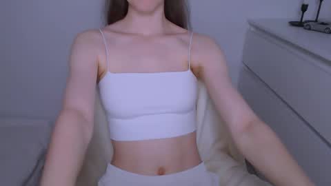 Snapshot of kimberlyhart_ chatting on December 5, 9:06 am Kimberly online show from December 5, 9:06 am