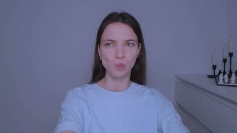 Snapshot of kimberlyhart_ chatting on February 5, 8:32 am Kimberly online show from February 5, 8:32 am