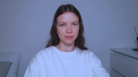 Snapshot of kimberlyhart_ chatting on May 18, 4:18 am Kimberly online show from May 18, 4:18 am