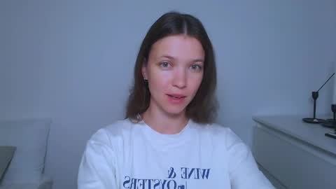Snapshot of kimberlyhart_ chatting on June 1, 7:21 am Kimberly online show from June 1, 7:21 am