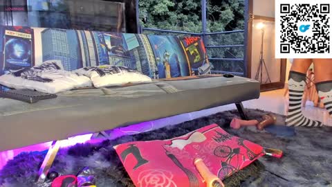 Snapshot of kimberlykors_ chatting on December 2, 11:01 am Kimberly online show from December 2, 11:01 am