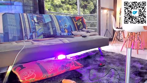 Snapshot of kimberlykors_ chatting on January 8, 11:43 am Kimberly online show from January 8, 11:43 am