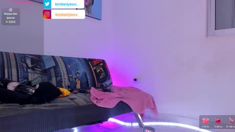Snapshot of kimberlykors_ chatting on December 4, 10:35 am Kimberly online show from December 4, 10:35 am