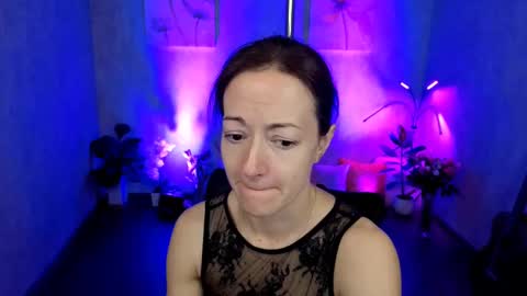 Snapshot of kimberlyray777 chatting on March 9, 4:33 pm Kimberly online show from March 9, 4:33 pm