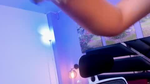 Kimberly Villalobos online show from March 1, 11:39 am