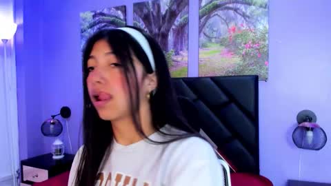 Kimberly Villalobos online show from October 8, 12:47 pm