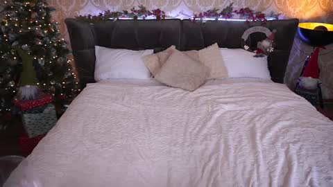 Snapshot of kimberlyworld chatting on December 17, 5:26 pm Kim online show from December 17, 5:26 pm