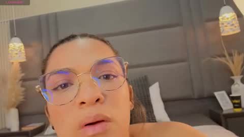 kimblakee online show from March 16, 3:56 am