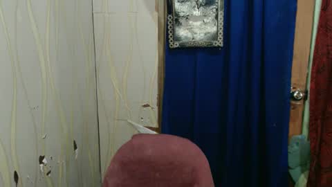 Reyna online show from December 6, 2:35 am