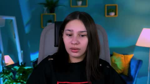 Snapshot of kimclarks chatting on November 9, 2:37 pm kimclarks online show from November 9, 2:37 pm