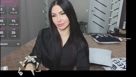 KIm online show from January 24, 6:25 pm