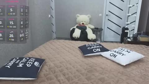 KIm online show from January 31, 3:22 pm