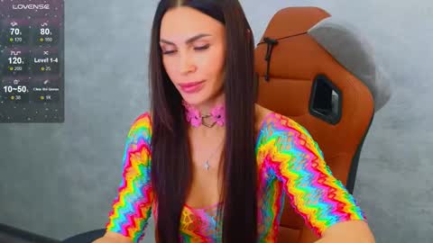 KIm online show from October 21, 4:46 am