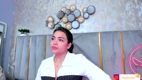 Snapshot of kimdevinne chatting on September 24, 2:59 am KIM online show from September 24, 2:59 am