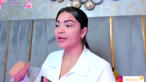 Snapshot of kimdevinne chatting on October 11, 3:28 am KIM online show from October 11, 3:28 am