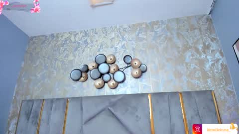 Snapshot of kimdevinne chatting on November 20, 2:45 am KIM online show from November 20, 2:45 am