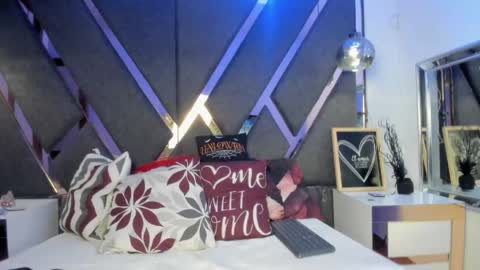 Kimy online show from April 27, 1:31 pm