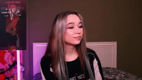 Kimiko online show from December 19, 3:08 pm