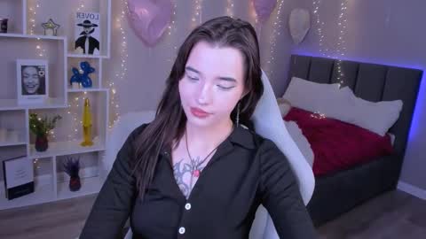 kimm wong online show from March 11, 3:23 am