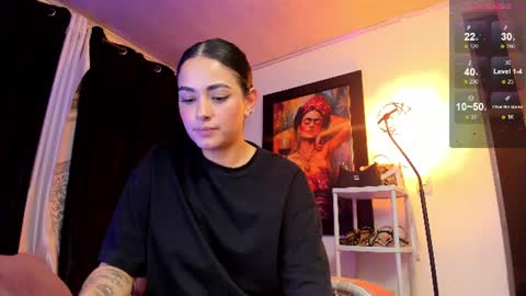 kimmberly_saenz_ online show from July 20, 12:25 am