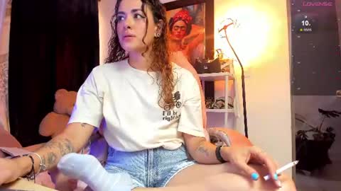 kimmberly_saenz_ online show from July 22, 10:23 pm