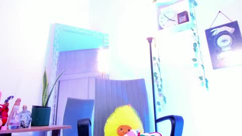 Kimm online show from January 1, 8:56 am