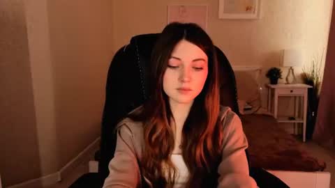  Your Kimmie  follow me  online show from June 26, 7:57 am